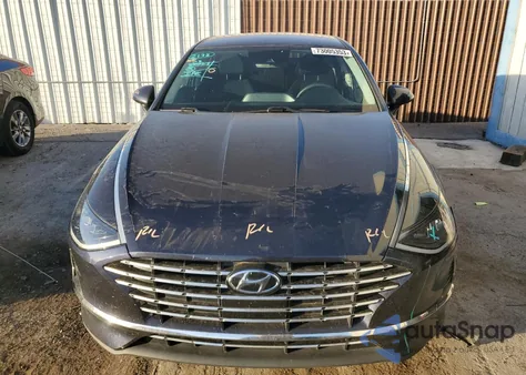 2021 Hyundai Sonata Hybrid from USA, damaged, VIN KMHL24JJ5MA018334